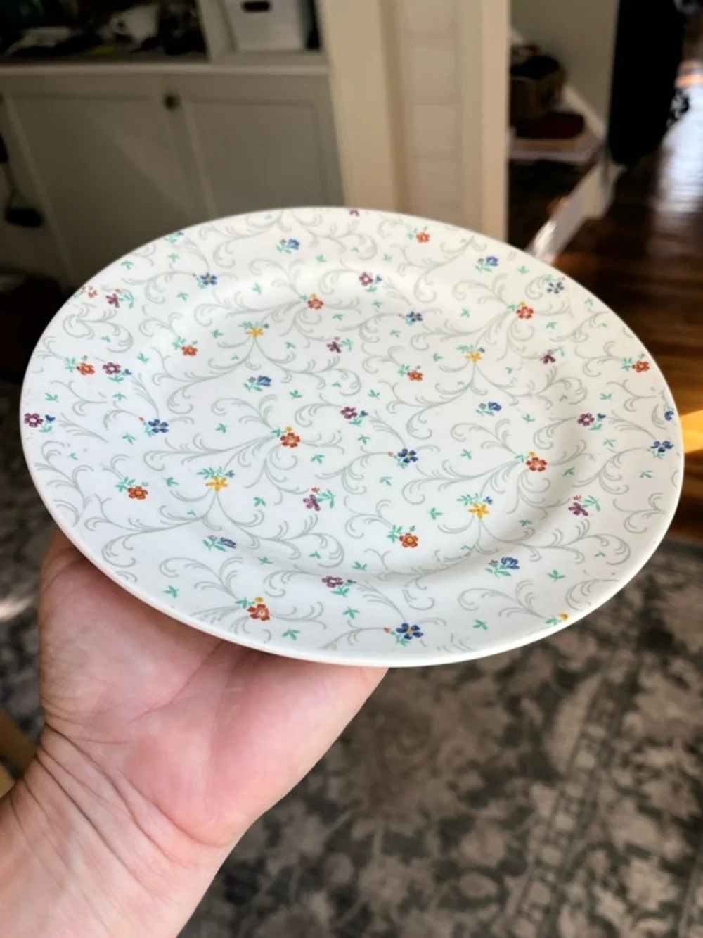 Vintage Simpsons Ambassador Ware Floral Spray 8” Plate Made in England